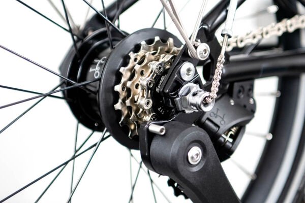 BROMPTON C LINE M12L KATLANIR BİSİKLET 12V  BUMBLEBEE SARI