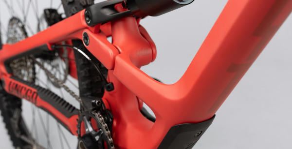 YT CAPRA 29 CORE 2 CF KARBON ENDURO DAĞ BİSİKLETİ DEORE 12V HD KIRMIZI M