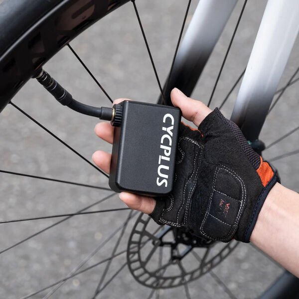CYCPLUS AS2 PRO MAX ŞARJLI BİSİKLET POMPASI GÖSTERGELİ 120 PSI